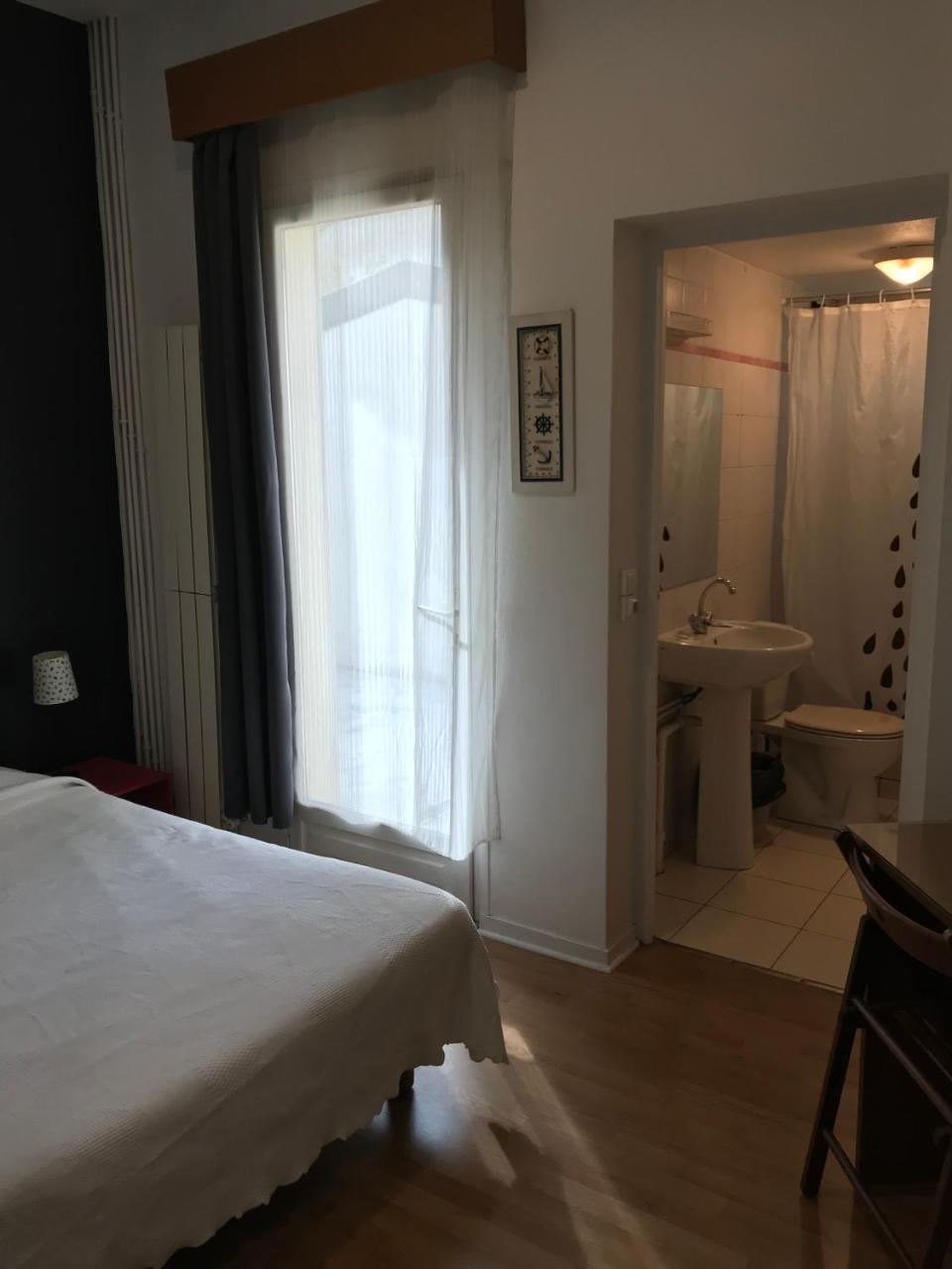 Hotel Moderne Saint-Maur-des-Fossés Buitenkant foto